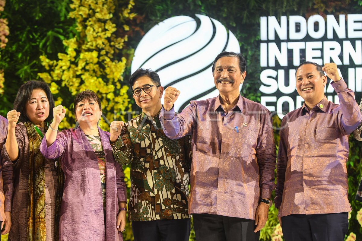 Resmi Ditutup, Luhut Komitmen IISF 2024 Dorong Kolaborasi Global untuk Aksi Nyata Lingkungan